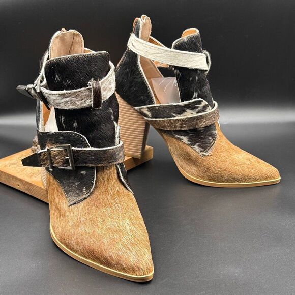 Alcalas Cowhide Ankle Boots - Picture 1 of 11